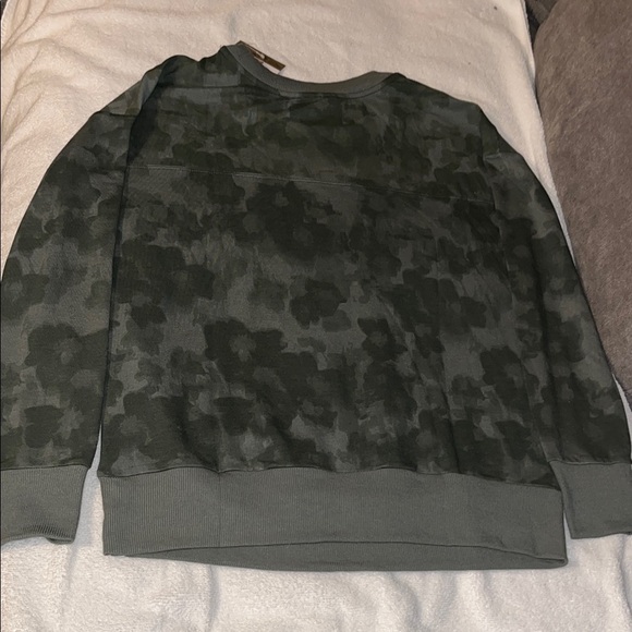 Mondetta Green Crewneck Sweater Camouflage Knit - Picture 5 of 11